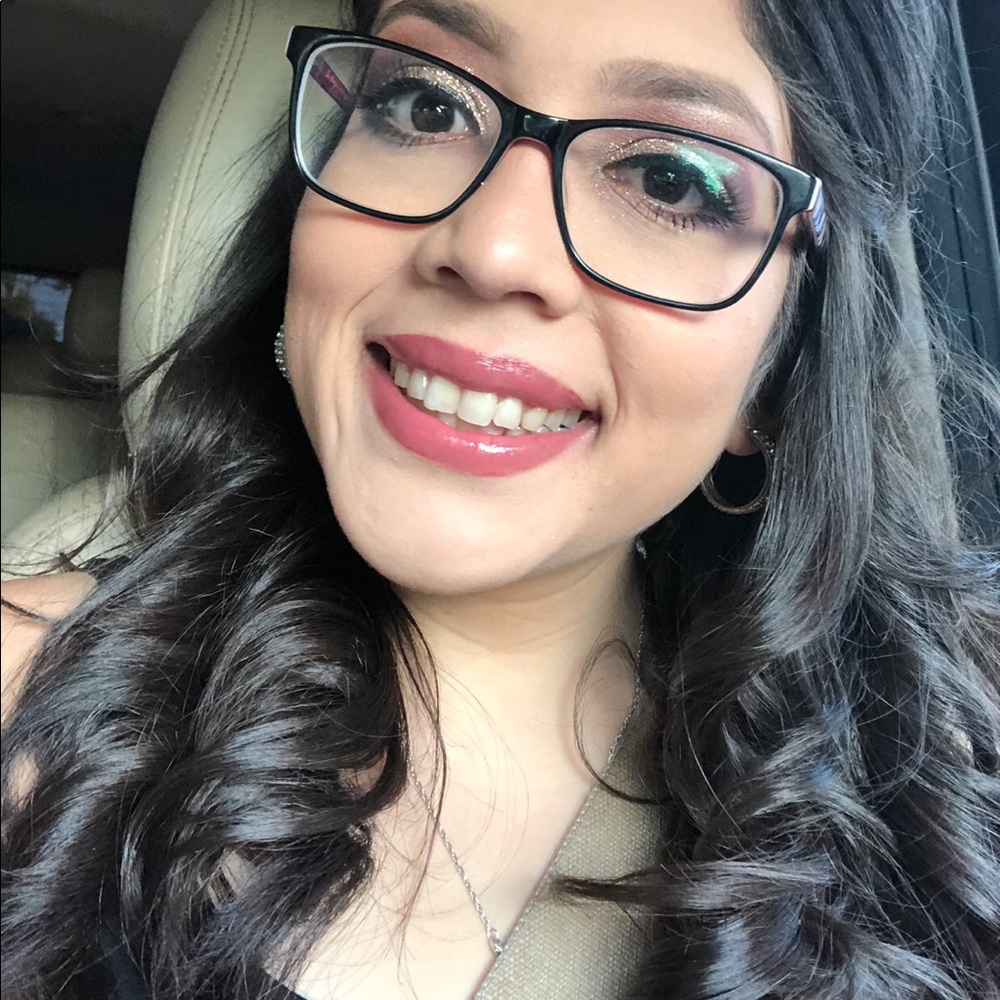 Meet your Posher, Bianca